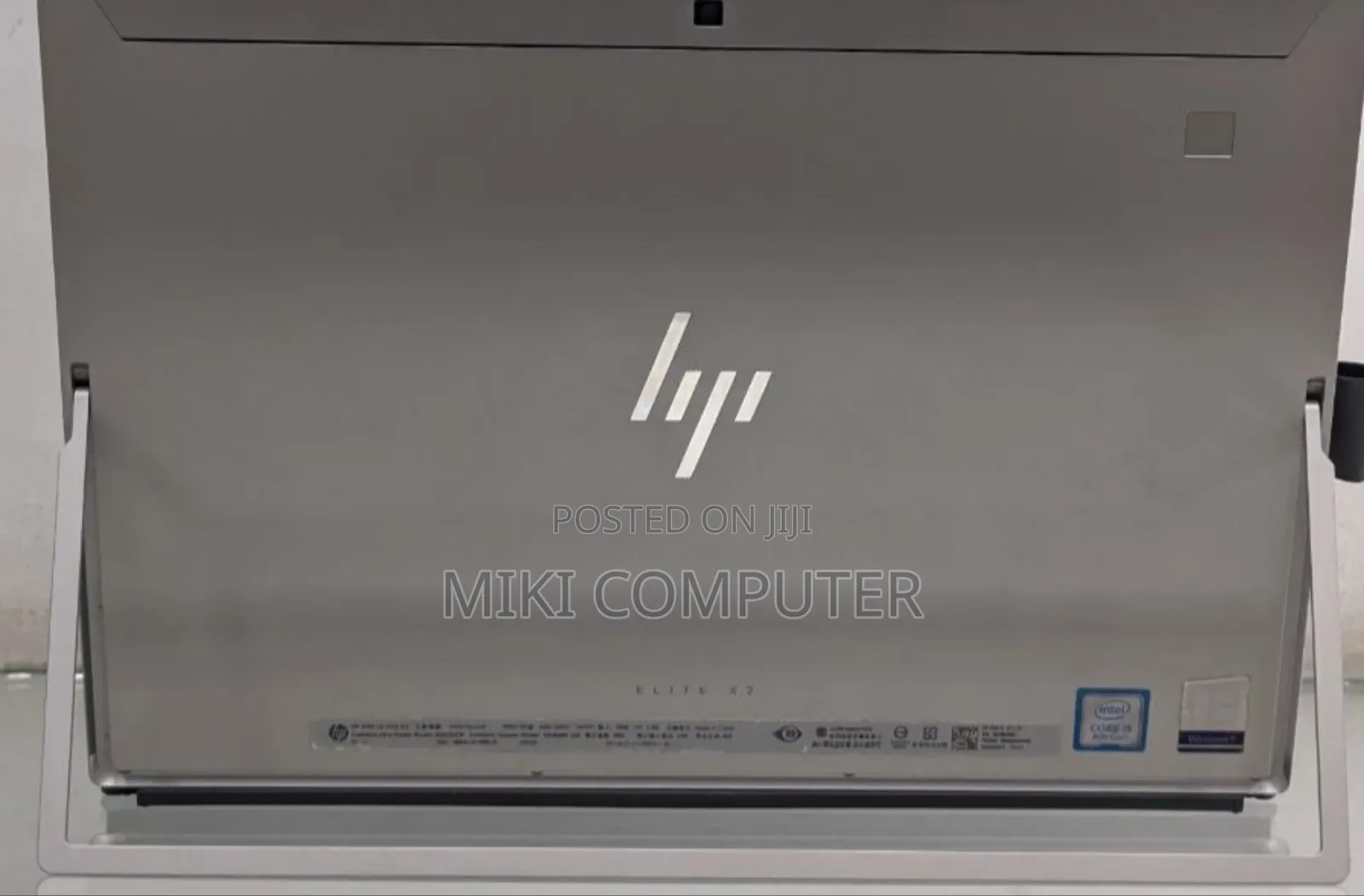 New Laptop HP X2 210 G2 8GB Intel Core I5 SSD 256GB