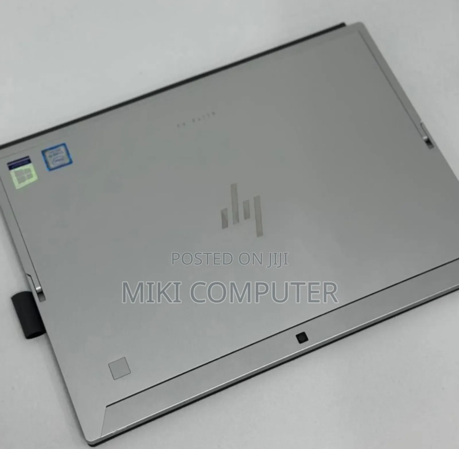 New Laptop HP X2 210 G2 8GB Intel Core I5 SSD 256GB