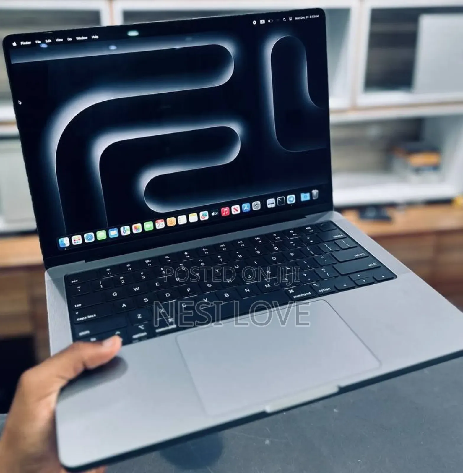 New Laptop Apple MacBook Pro 16GB SSD 1T