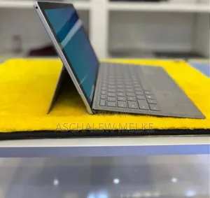 New Laptop Microsoft Surface Pro 9 8GB Intel Core I5 SSD 128GB