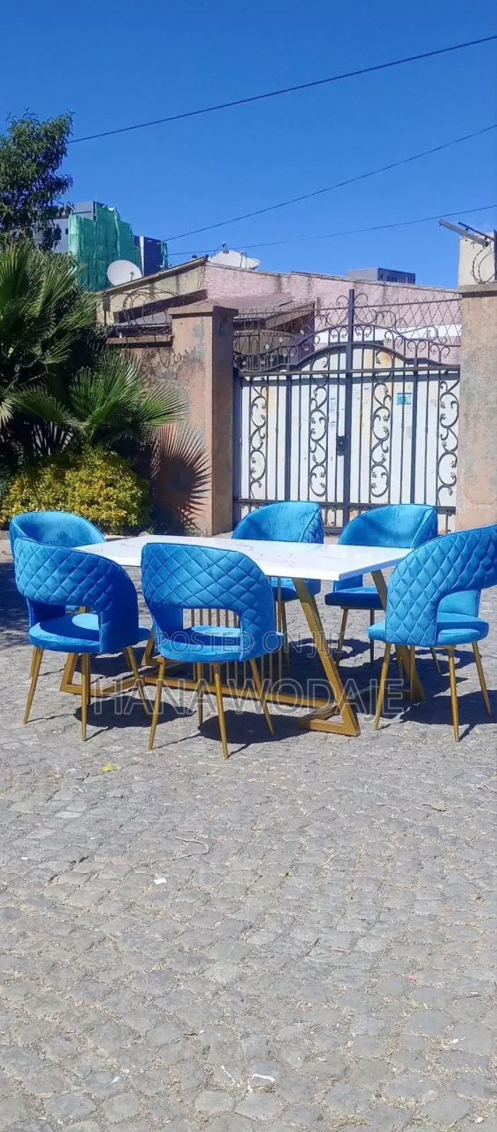 ዘመናዊ ዳይኒግ ቴብሎች