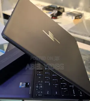 New Laptop HP Spectre X360 16GB Intel Core I7 SSD 1T