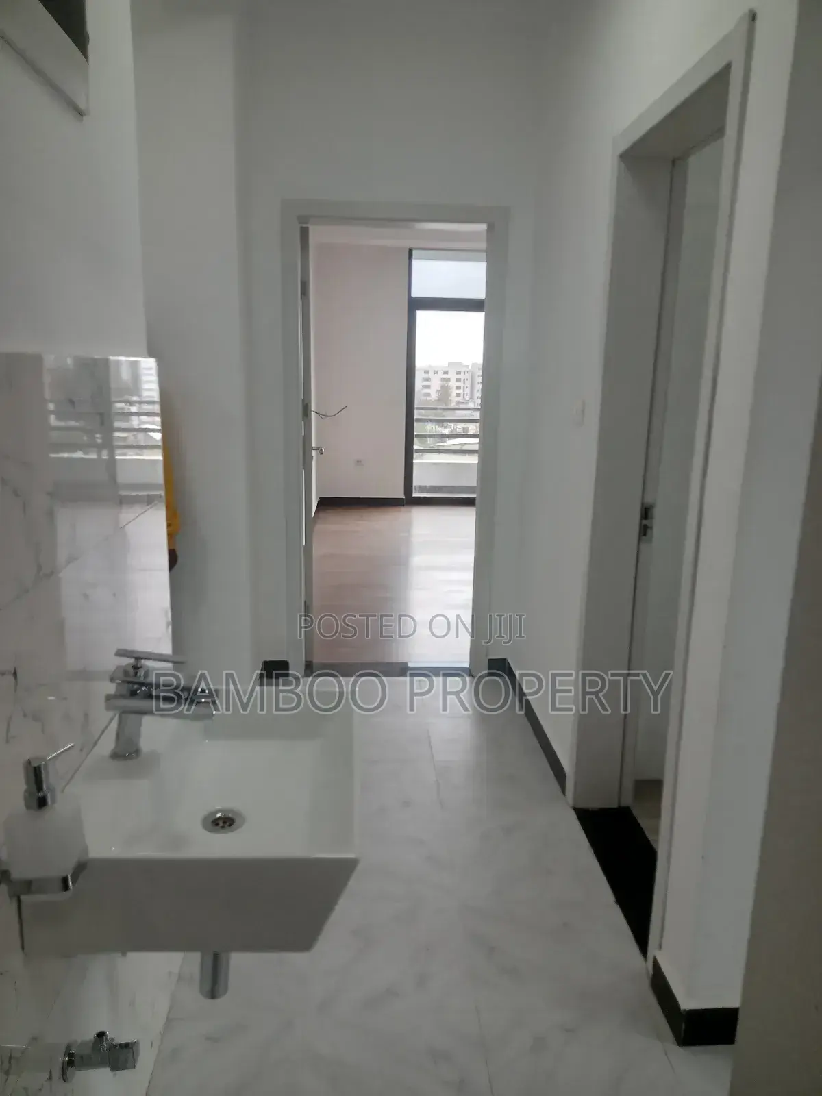 4bdrm Apartment in Bole for rent