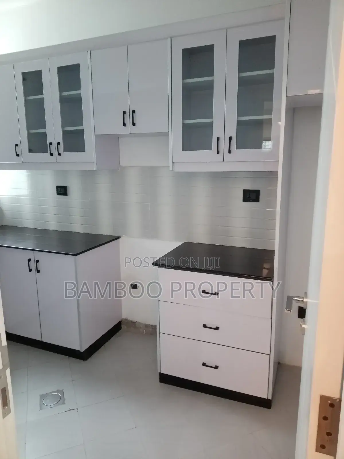 4bdrm Apartment in Bole for rent