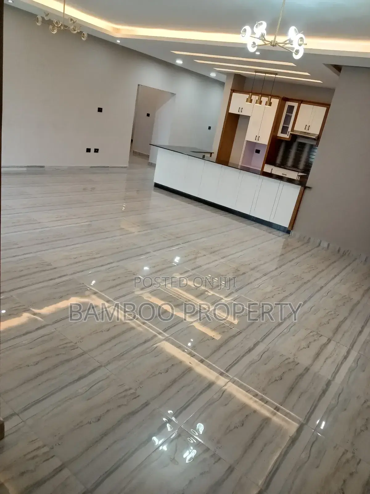 4bdrm Apartment in Bole for rent