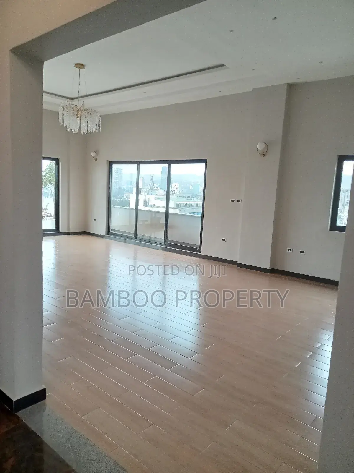 4bdrm Penthouse in Bole for rent