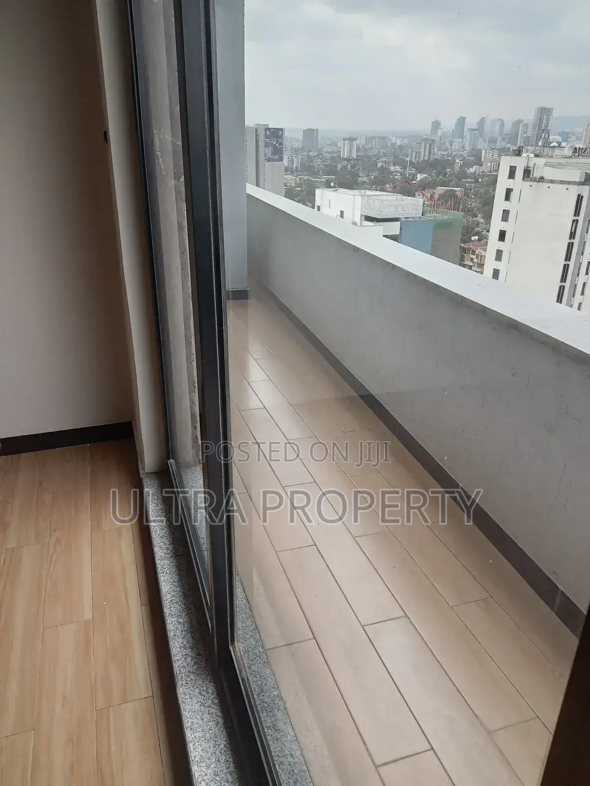 4bdrm Penthouse in Bole for rent