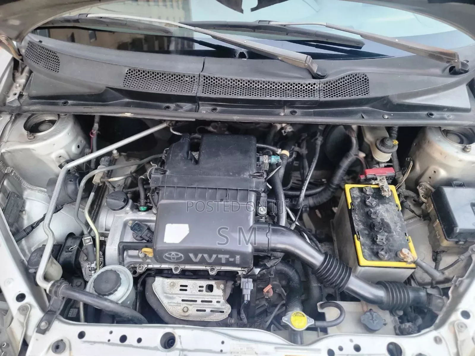 Toyota Platz 2004 Silver