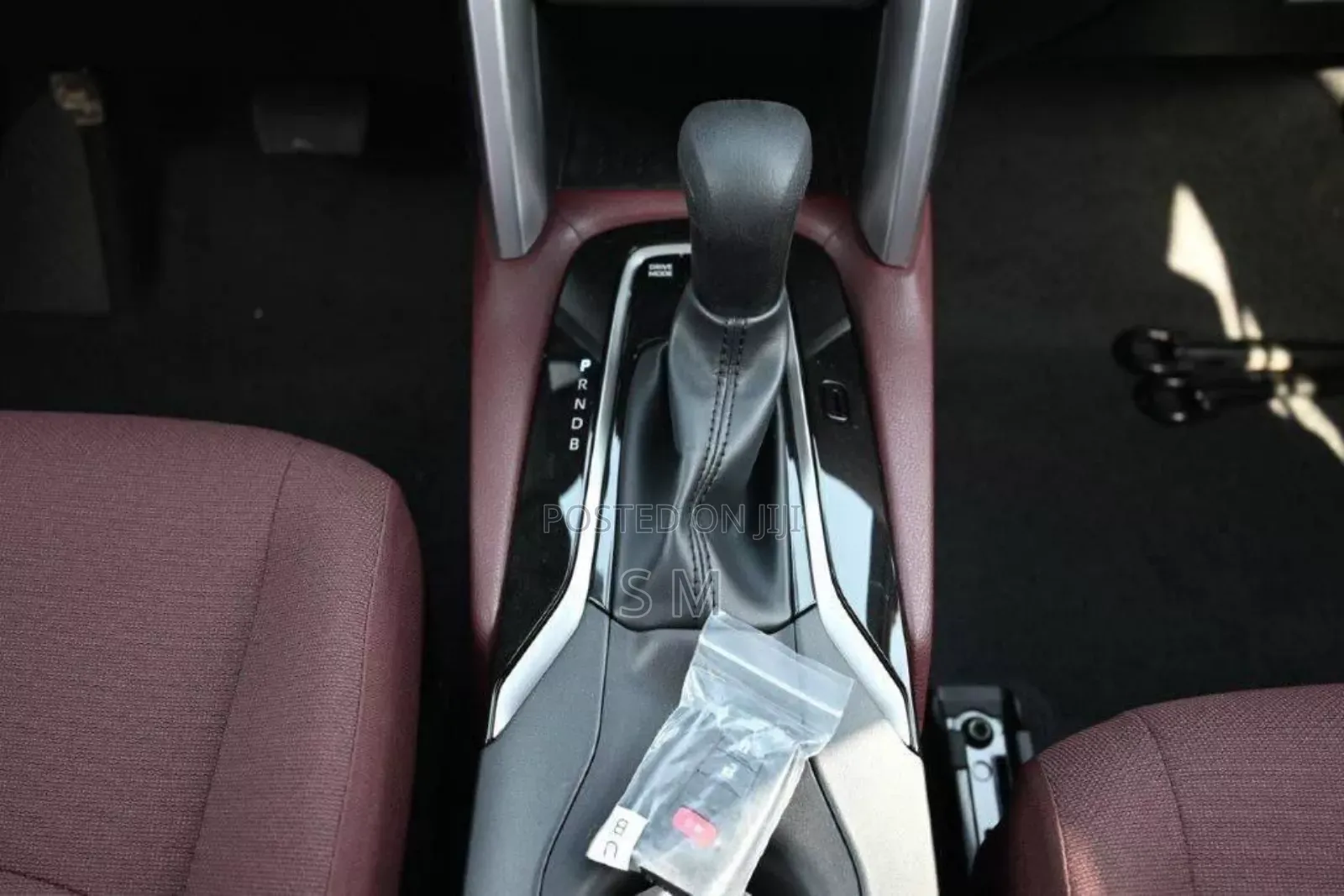 New Toyota Corolla Cross L 2WD 2024 Black