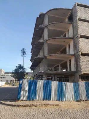 አስቸካይ የሚሸጥ ህንፃ