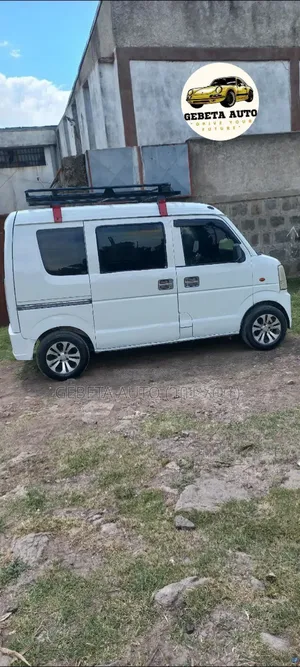 Photo - Suzuki Every Wagon 2012 White