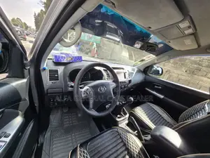 Toyota Hilux 2015 Silver