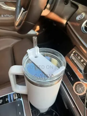 Photo - Double Layer Stainless Still Isolated Tumblers With Straw