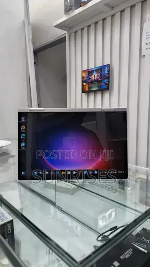 New Laptop HP Envy X360 8GB Intel Core I5 SSD 512GB