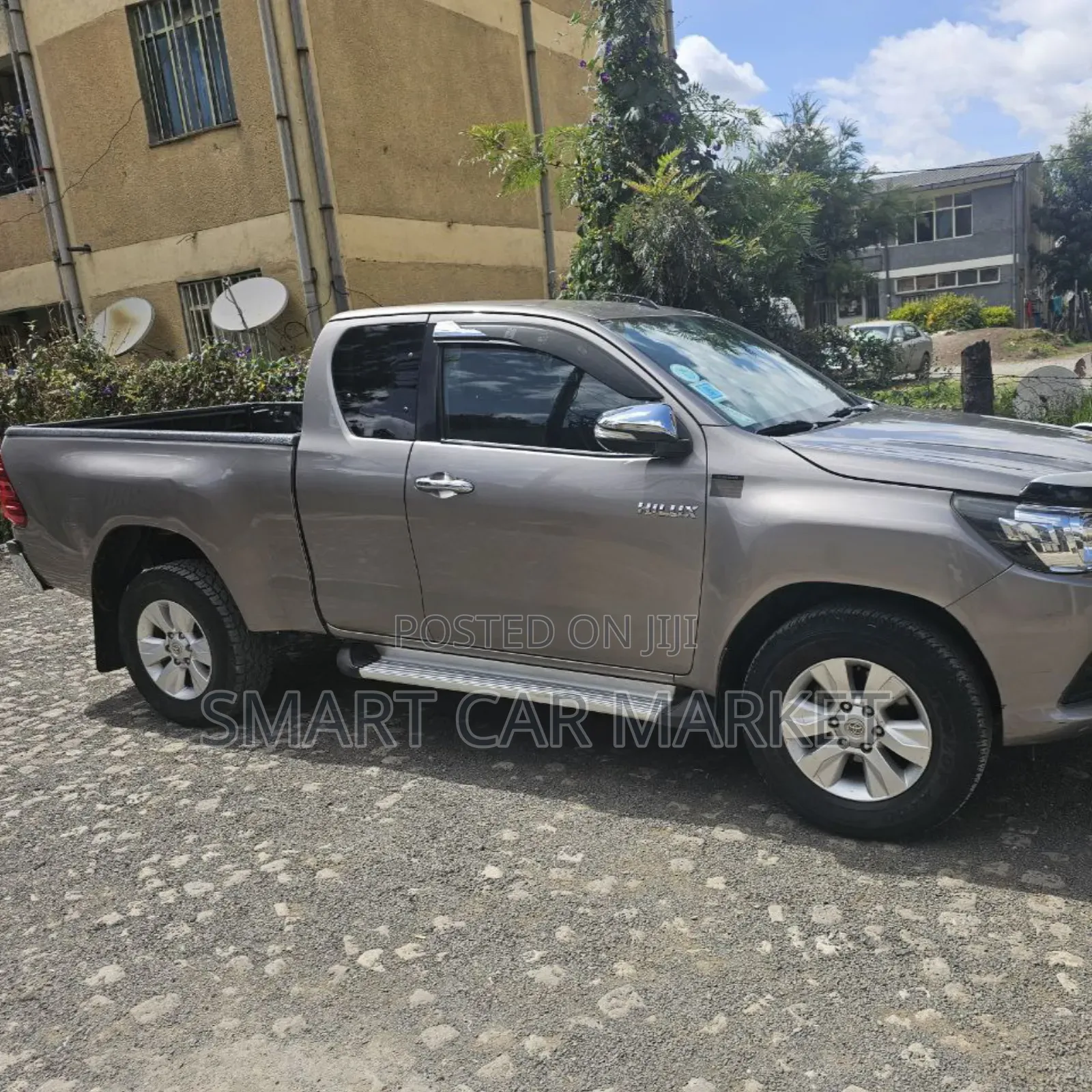 Toyota Hilux 2017 Gray