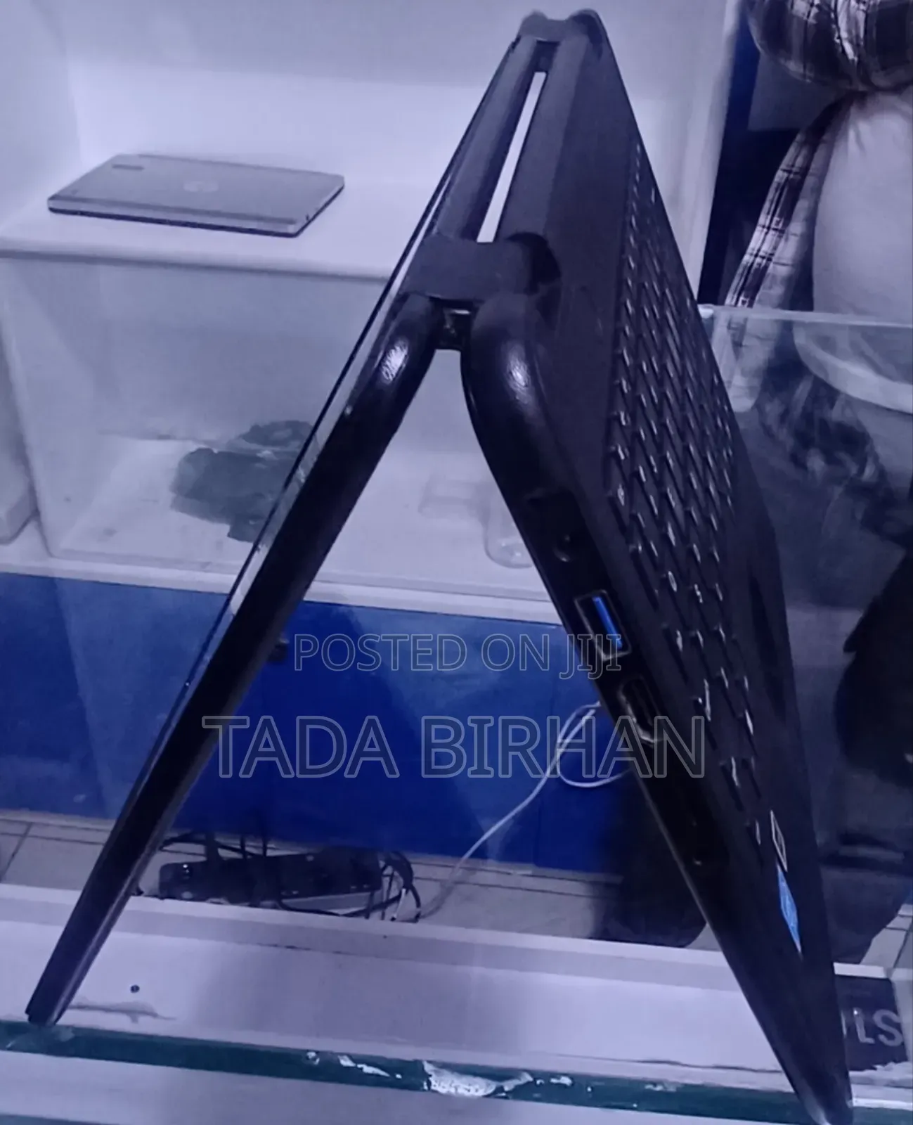 Laptop Lenovo ThinkPad 11e 4GB Intel Pentium SSD 256GB