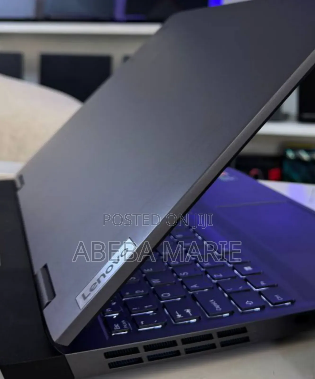 New Laptop Lenovo LOQ 15IRH8 16GB AMD Ryzen 5 SSD 512GB