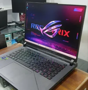 New Laptop Asus ROG Strix G15 32GB Intel Core I9 SSD 1T