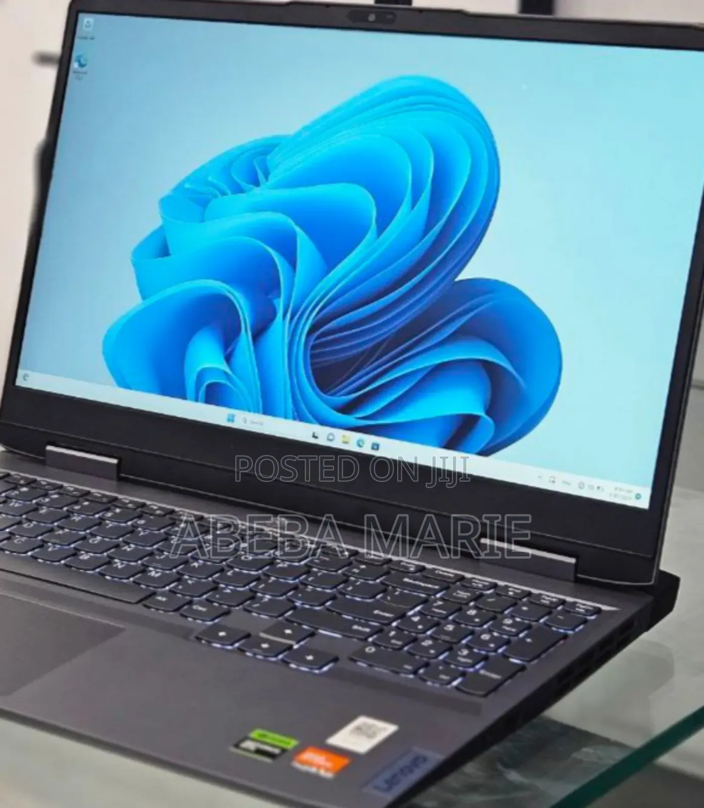 New Laptop Lenovo LOQ 15IRH8 16GB AMD Ryzen 7 SSD 512GB
