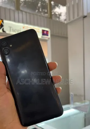 New Samsung Galaxy A04 64 GB