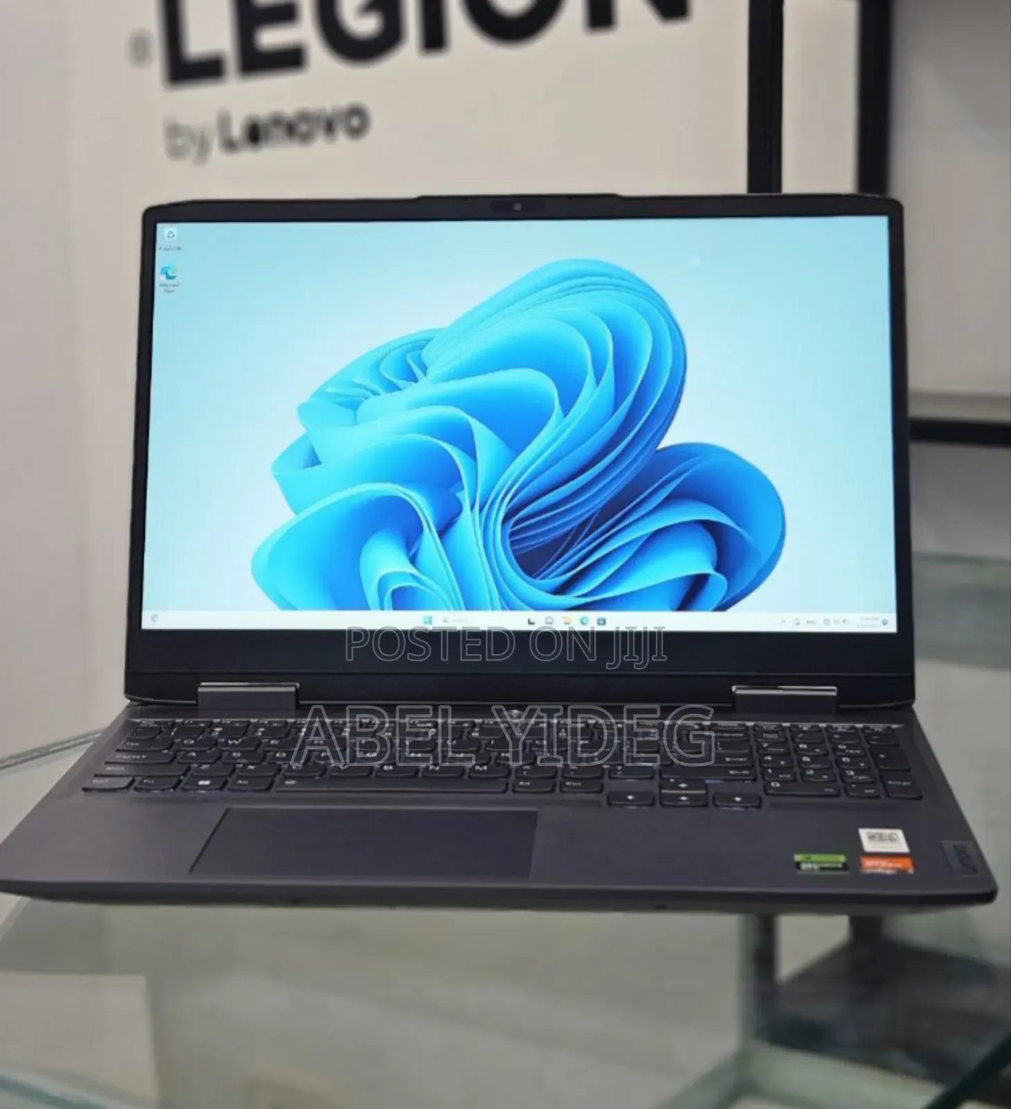 New Laptop Lenovo LOQ 15IRH8 16GB AMD Ryzen 7 SSD 512GB