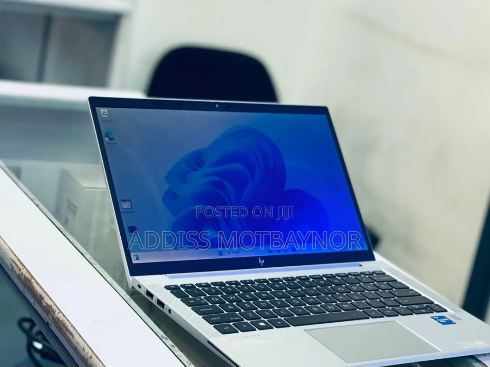 New Laptop HP EliteBook 830 16GB Intel Core I7 SSD 512GB