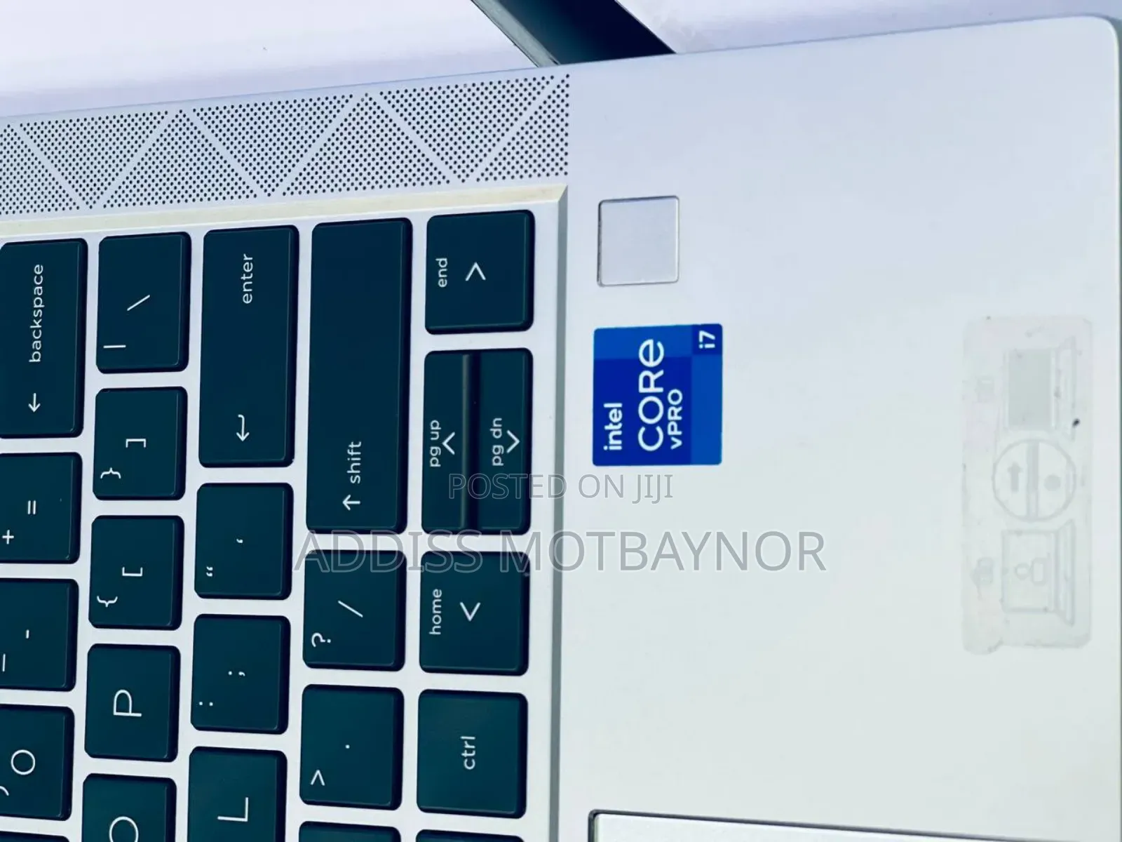 New Laptop HP EliteBook 830 16GB Intel Core I7 SSD 512GB