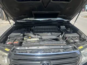 Toyota Land Cruiser 2009 Black