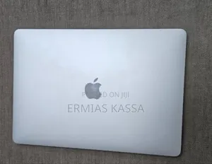 New Laptop Apple MacBook Pro 2019 8GB Intel Core I5 SSD 128GB