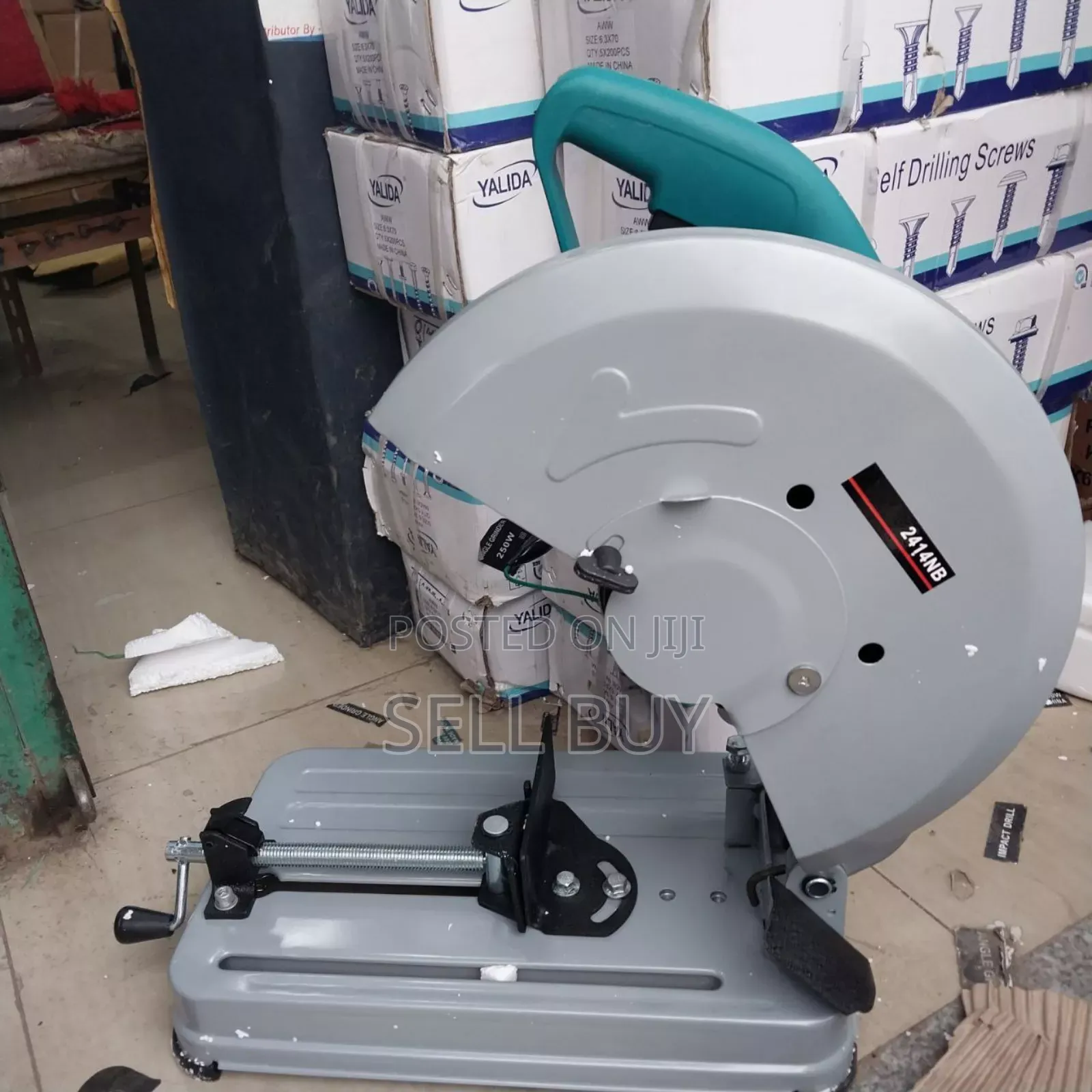 Makita Cutt Off With Disc 2200W