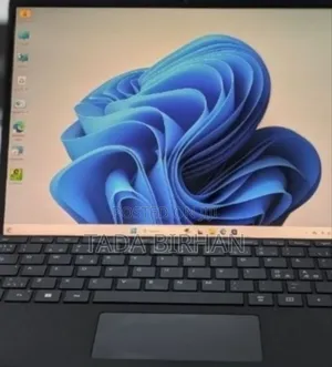 New Laptop Microsoft Surface 8GB Intel Core I5 SSD 512GB