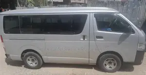 Toyota Grand HiAce 2007 Silver