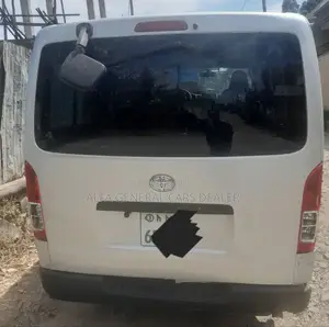 Toyota Grand HiAce 2007 Silver