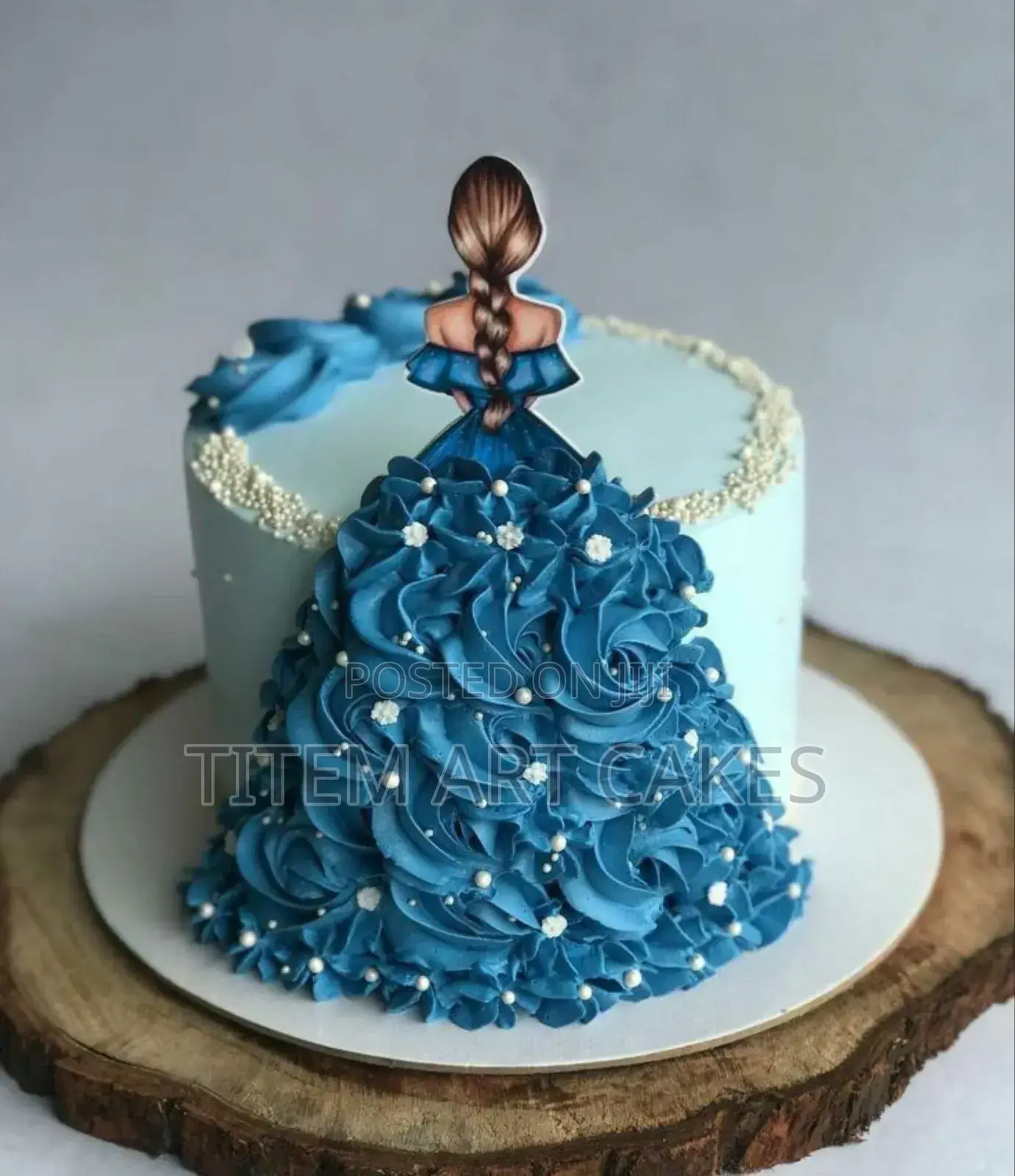 Bride to Be Cake Blue