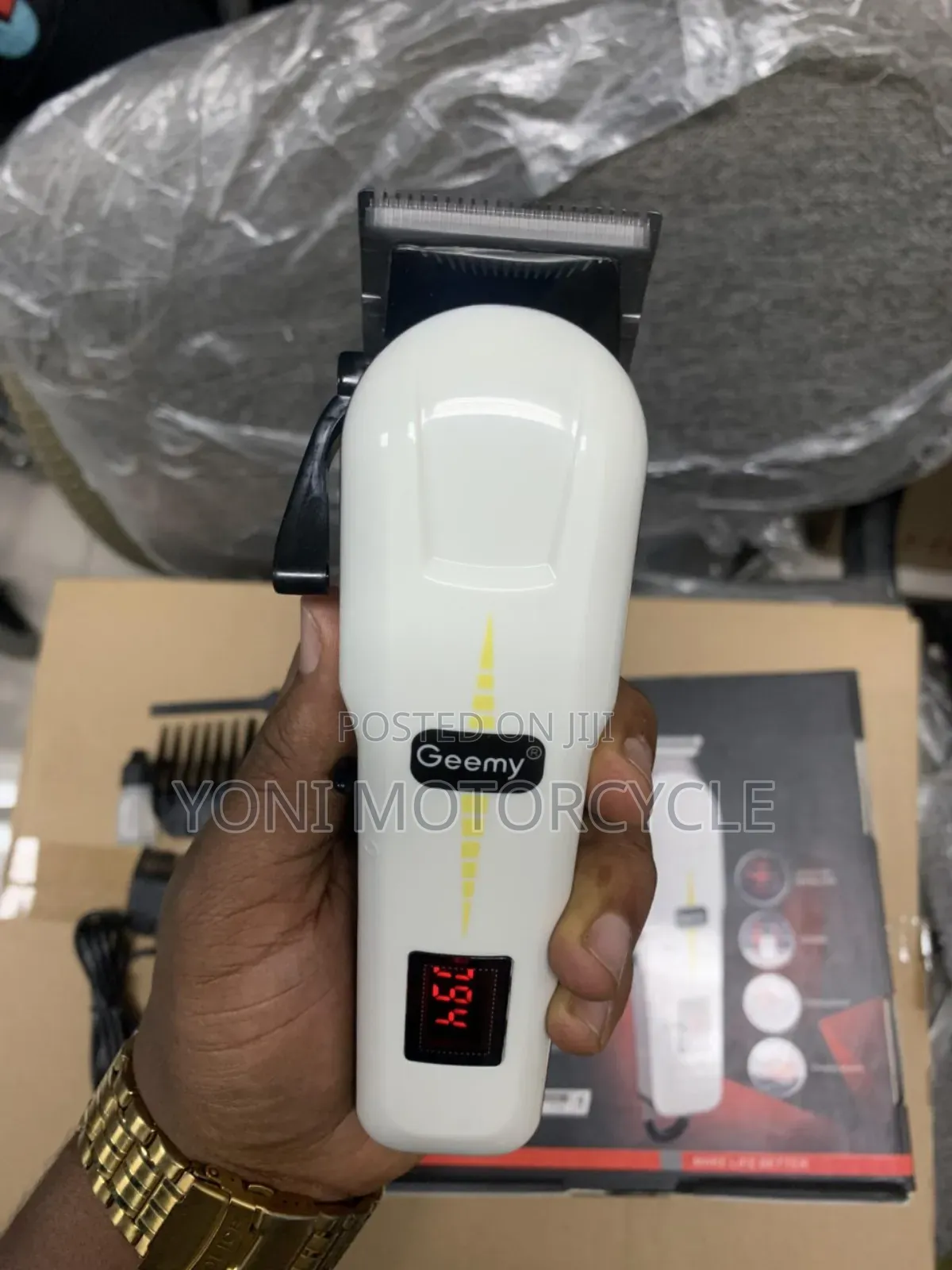 ለማንኛዉም ፀጉር እና ፂም ተስማሚ ( ጂሚ )