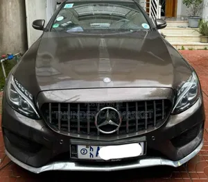 Photo - Mercedes-Benz C-Class 2014 Gray