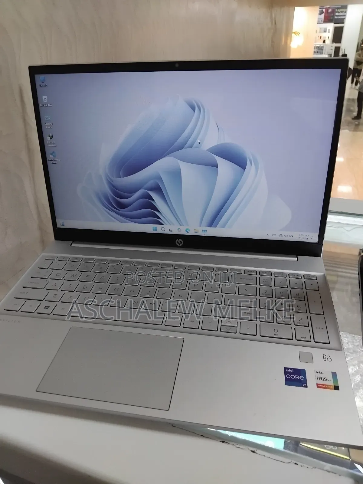 New Laptop HP Pavilion 15 16GB Intel Core I7 SSD 256GB