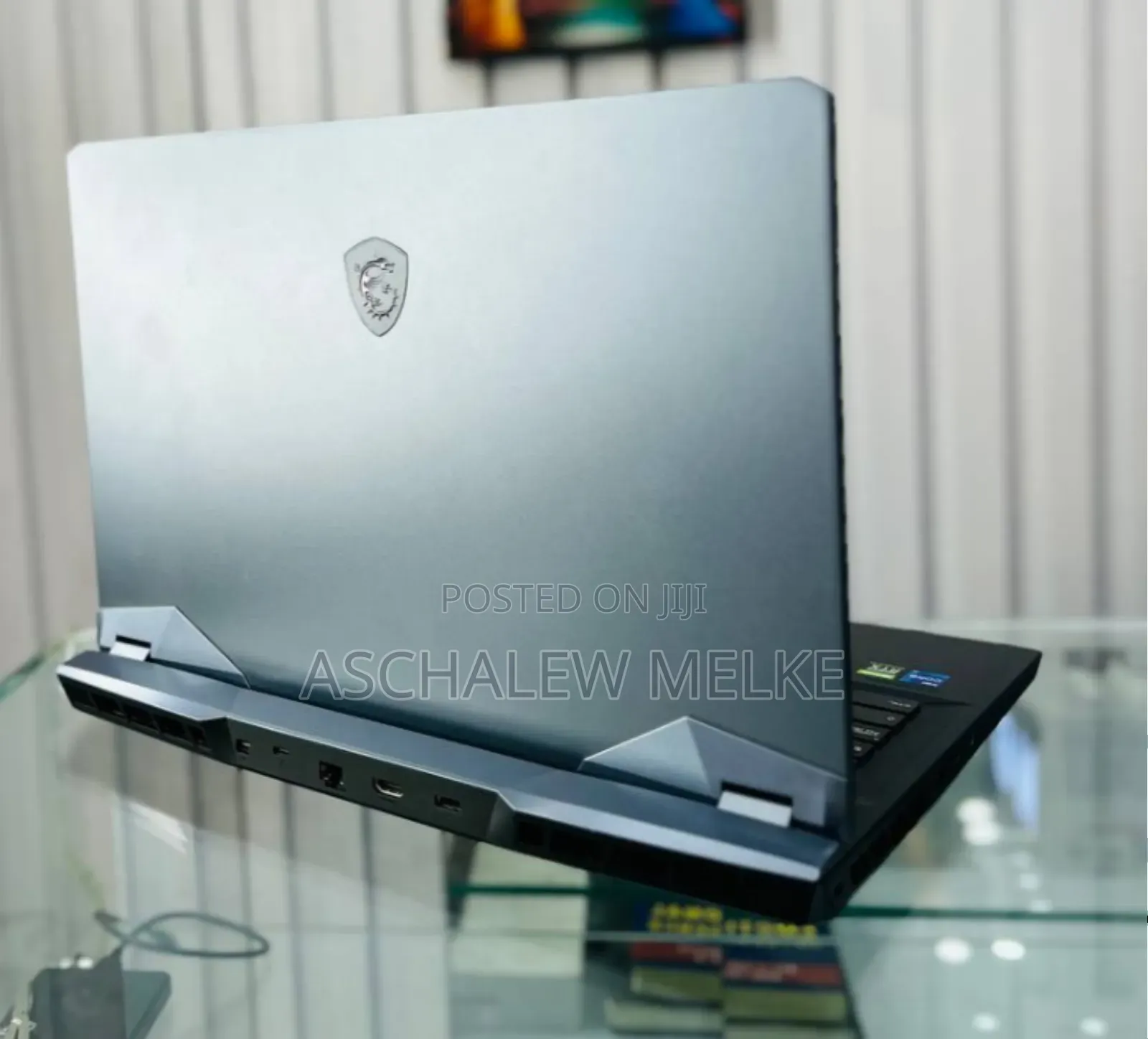 New Laptop MSI Raider GE76 12UGS 32GB Intel Core I7 SSD 1T