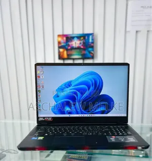 New Laptop MSI Raider GE76 12UGS 32GB Intel Core I7 SSD 1T