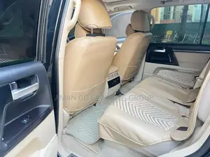 Toyota Land Cruiser 4.5 V8 VXR 2019 Black