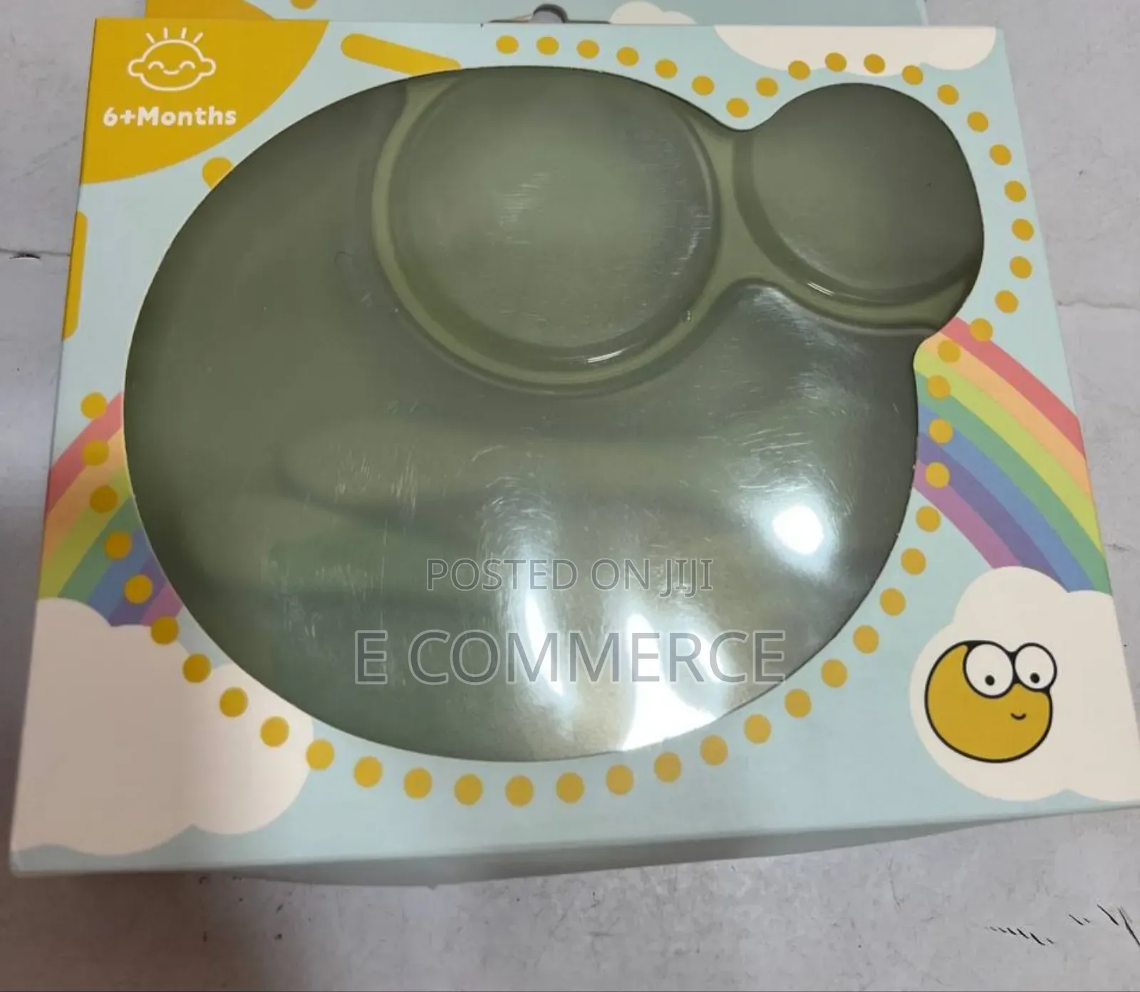 ከሲልከን የተሰራ የልጆች መመገቢያ