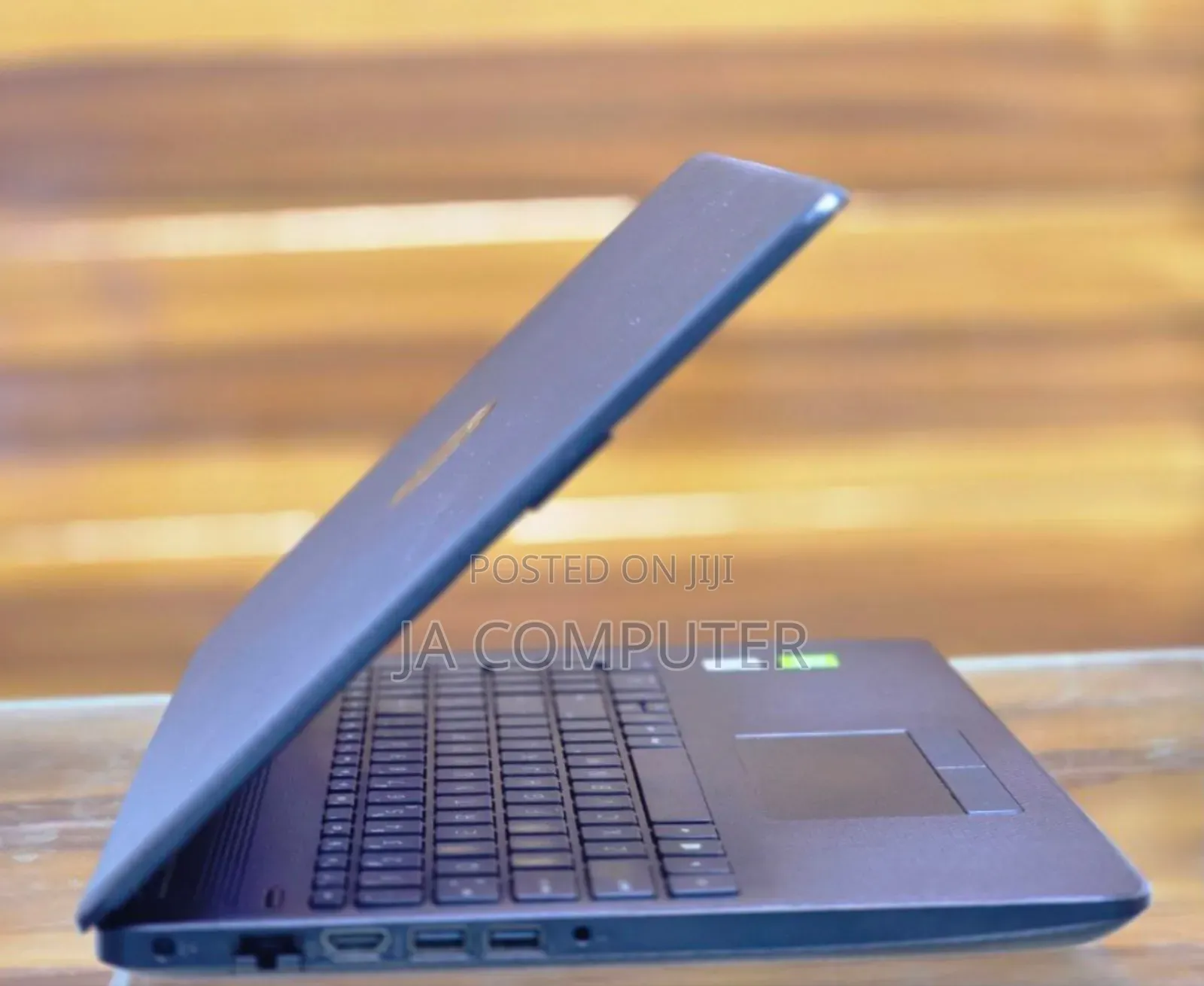 New Laptop HP Stream Notebook 8GB Intel Core I5 SSHD (Hybrid) 1.5T