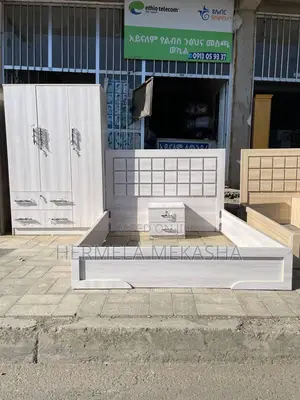 Bed Kum Saten and Komodino