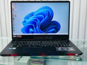 New Laptop MSI Raider GE76 12UGS 16GB Intel Core I7 SSD 512GB