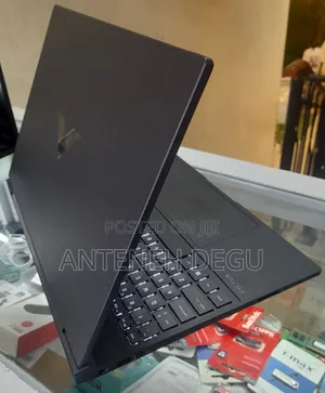 New Laptop HP Victus 16 16GB AMD Ryzen 7 SSD 1T