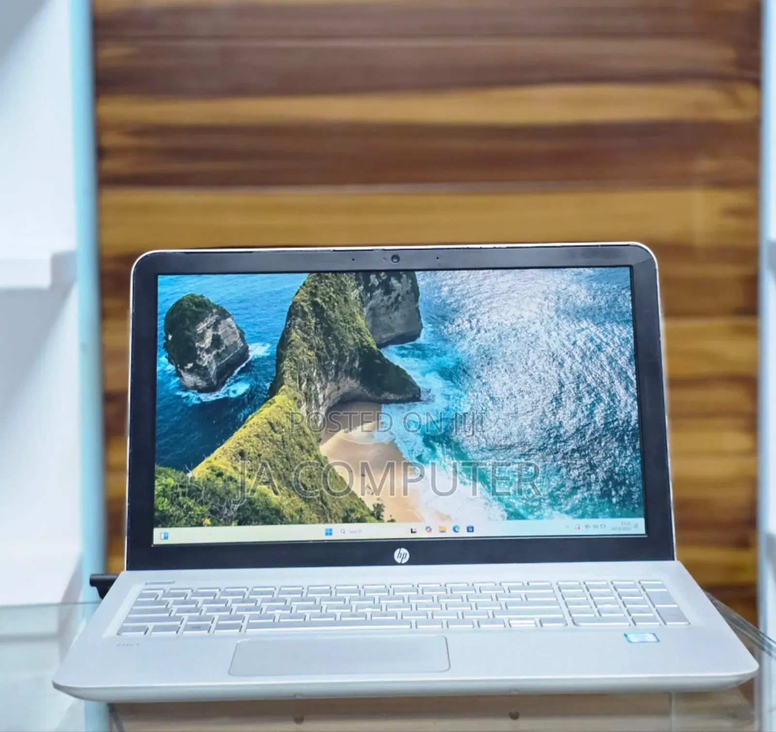 New Laptop HP Envy X360 16GB Intel Core I7 SSD 512GB