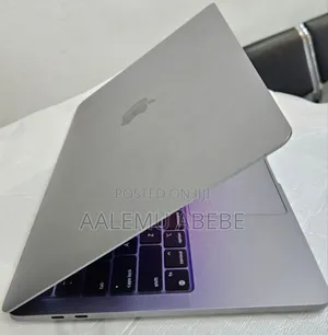 New Laptop Apple MacBook Pro M1 8GB Apple M1 SSD 512GB