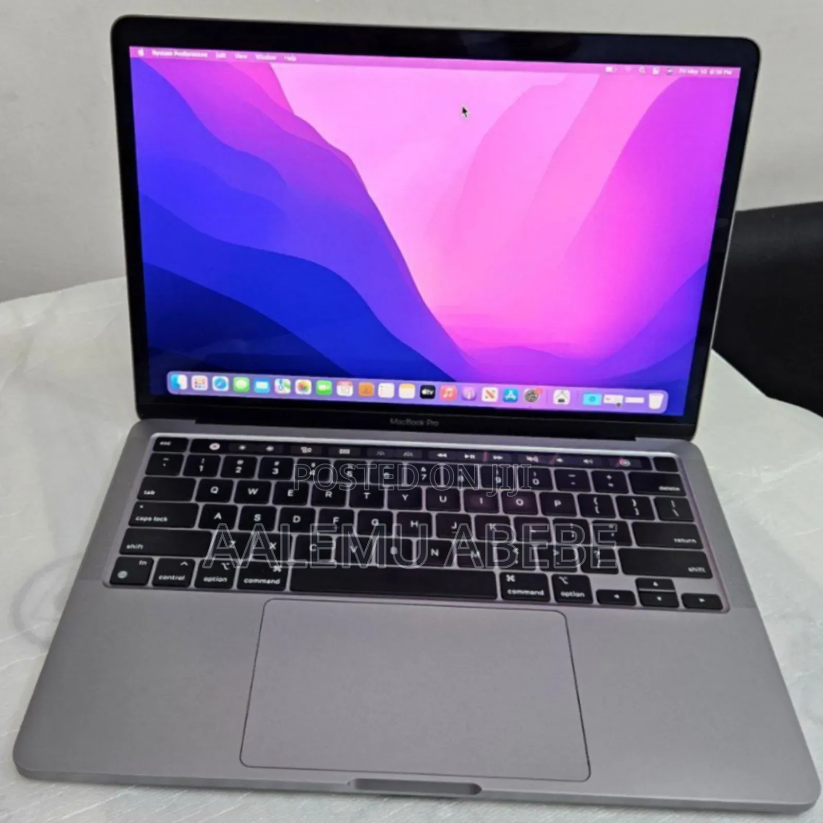 New Laptop Apple MacBook Pro M1 8GB Apple M1 SSD 512GB