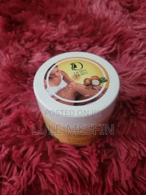 Dhin (ቆዳ እና ፊቷ የሚያቀላ)