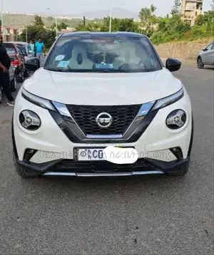Photo - Nissan Juke 2017 White